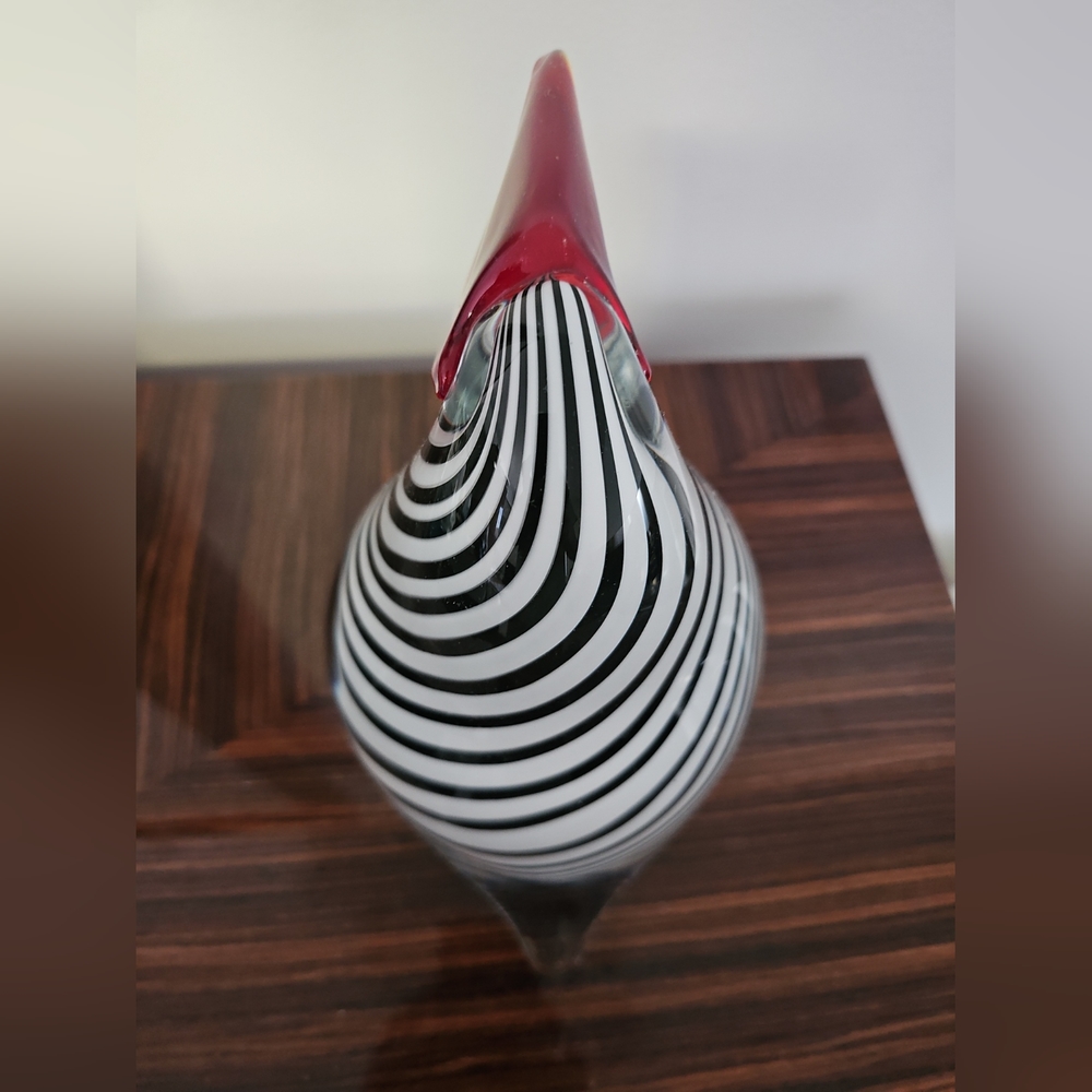 Vintage Murano  Toucan Glass Bird Figurine, Black & White Spiral. 9.5" Tall - Picture 10 of 16